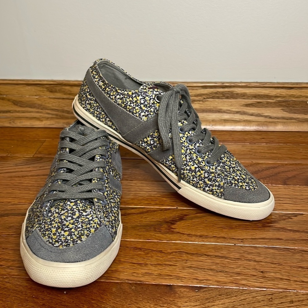 GOLA Olive Green Liberty Art Fabrics Sz  7 Women's Colorful Sneakers Art To Wear